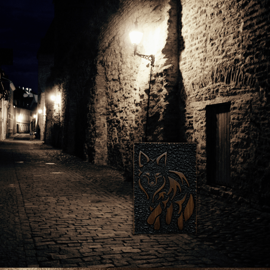 Fox highlights – Hand carved in reclaimed wood - Image 3